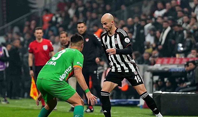 Trendyol Süper Lig: Beşiktaş: 2 - Corendon Alanyaspor: 2
