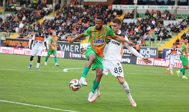 Trendyol Süper Lig: Corendon Alanyaspor: 1 - RAMS Başakşehir: 2