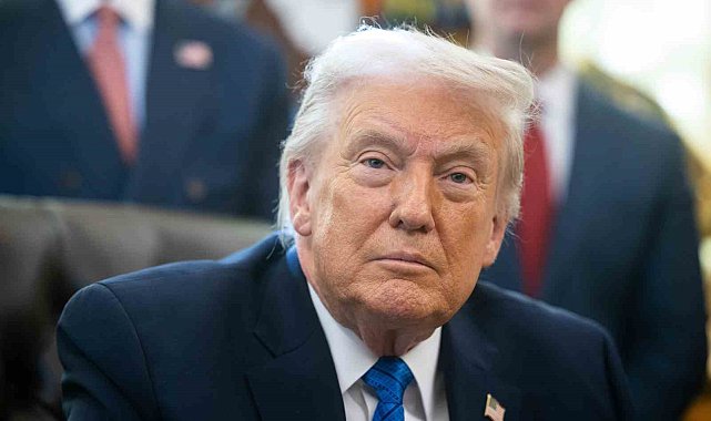 Trump: "Epstein'ın adasına hiç gitmedim, ancak bu sahtekar Demokratların ve bağışçılarının neredeyse tamamı gitti"