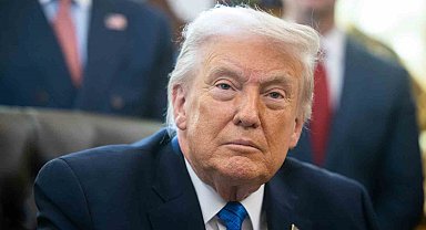 Trump: "Epstein'ın adasına hiç gitmedim, ancak bu sahtekar Demokratların ve bağışçılarının neredeyse tamamı gitti"