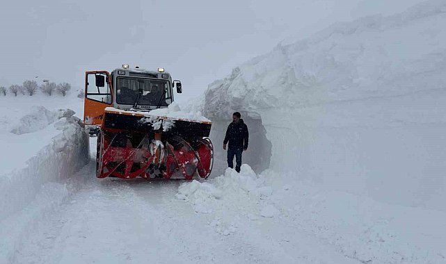 Tunceli'de yüzlerce köy yolu ulaşıma açıldı