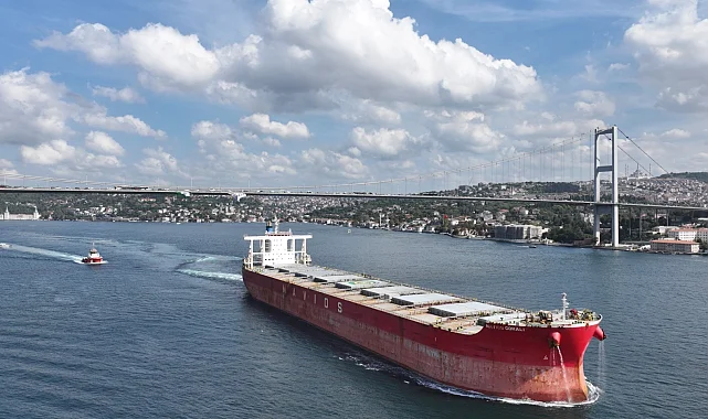 Türk boğazları 2025'te 85 binlik gemi trafiğini yönetti