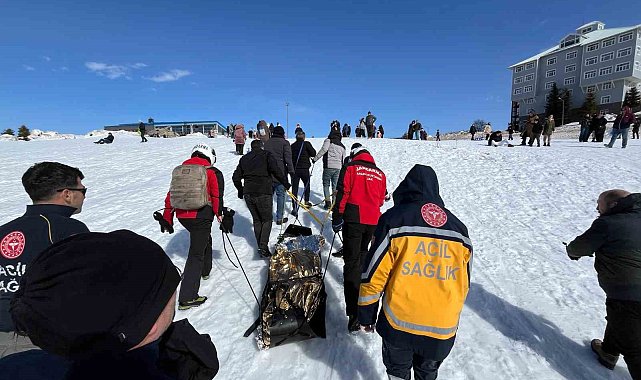 Uludağ'da kızak faciası: Dereye uçan tatilciyi JAK kurtardı