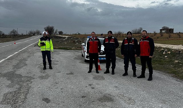 Uşak'ta hayvan sevkiyatlarına yönelik yol denetimi