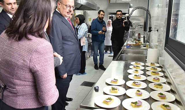 Vali Canbolat Didim Mutfak Akademisi'nde incelemelerde bulundu
