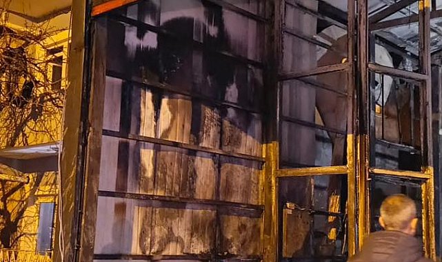 Van'da iş yerindeki yangında 1 kişi yaralandı, 2 kişi dumandan etkilendi