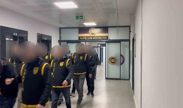 Yalova'da kuyumcuyu soyan 4 şüpheli tutuklandı