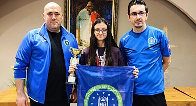 Yalova'dan Bursa'ya üç madalya ile döndüler