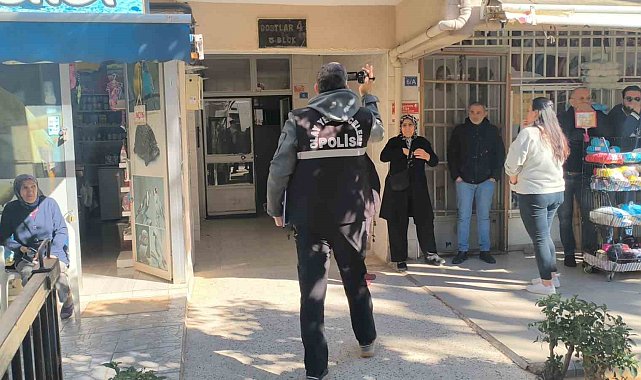 Yanındaki kadını öldürüp aynı silahla intihar etti