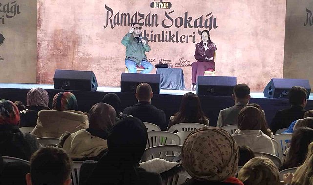Yazar Hayati İnanç ve Prof. Dr. Oytun Erbaş Beykoz'da 'Ramazan Sokağı' etkinliklerine konuk oldu