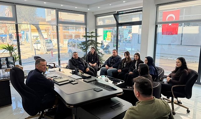 Yenipazar'da gençlerin sesi yönetimle buluştu