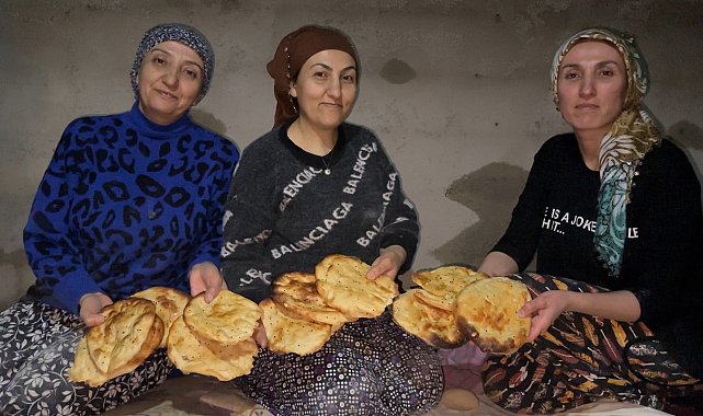 Yüksekova'da Ramazan hazırlığı: 3 kız kardeşten tandır başında tatlı mesaisi