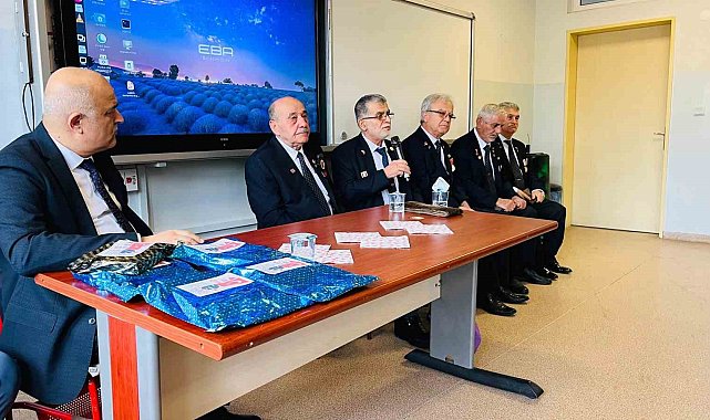 Zonguldaklı gaziler gençlerle buluştu