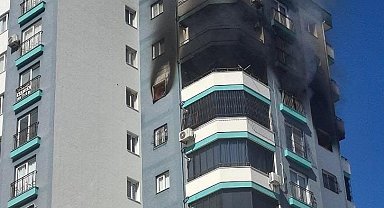 10'uncu katta yangın: Polis, havaya ateş açarak vatandaşları uzaklaştırdı