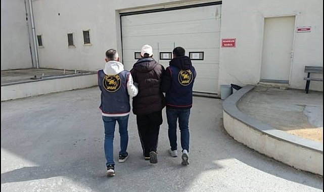 21 yıl hapis cezası bulunan dolandırıcı JASAT'tan kaçamadı
