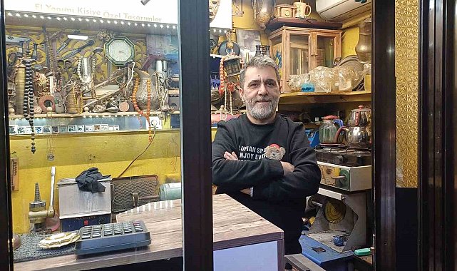 3 metrekarelik dükkanda 40 yıldır kuyum ustalığı yapıyor