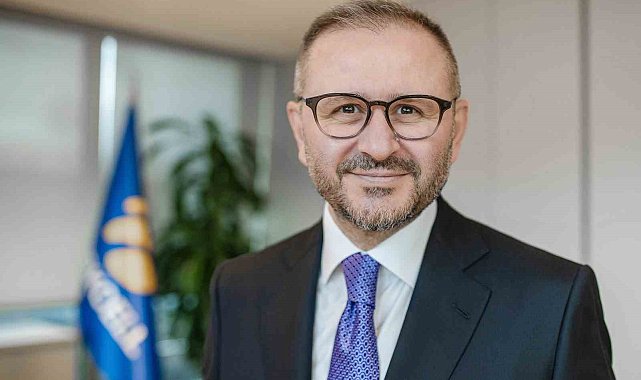 ''32 yıldır attığımız her adımla ülkemizin dijitalleşme serüvenine yön veriyoruz''