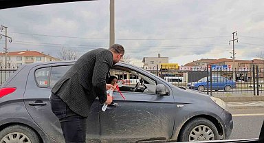 90 yaşındaki ninesiyle şiddete dikkat için Düzce'yi dolaştı