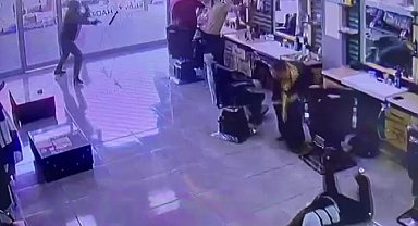 Adana'da berberde böyle ateş etti: 1 yaralı