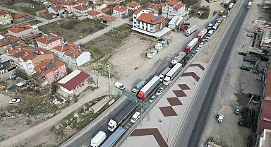 Afyonkarahisar'da bayram trafiği yoğunluğu başladı