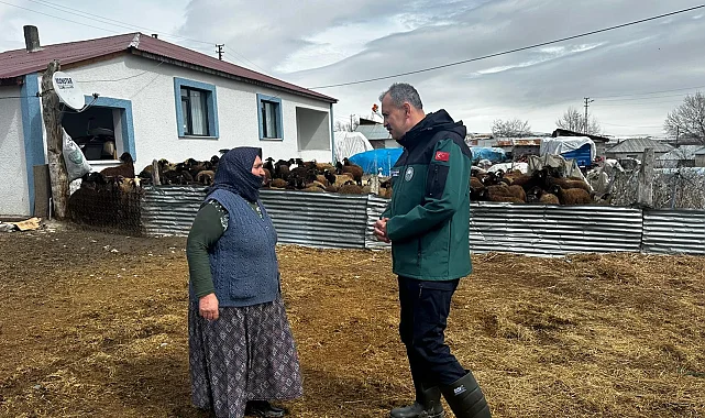 Ağrı Valisi'nden çat kapı! Vali Bozkurt, gününü köylerde geçirdi