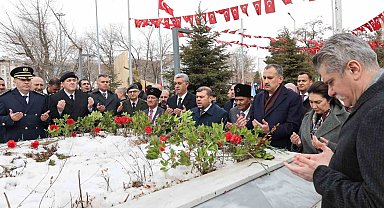 Ağrı'da Çanakkale Zaferi'nin 111. yılı törenlerle anıldı