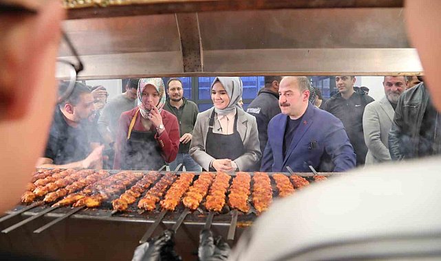 Aile ve Sosyal Hizmetler Bakanı Göktaş: "Her daim çocuklarımızın yanında olmaya devam edeceğiz"