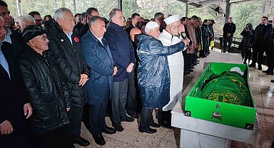 AK Parti Adana İl Başkanı Dağlı'nın annesinin cenazesi toprağa verildi