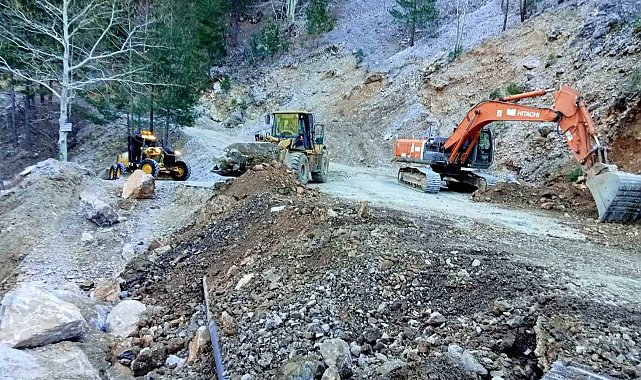 Alanya yollarında kış mesaisi sürüyor