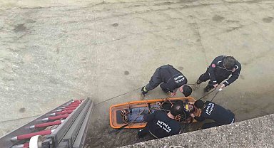 Alanya'da çaya düşen şahıs ekipler tarafından kurtarıldı