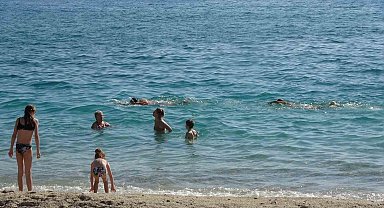 Alanya'da Mart ayında deniz keyfi