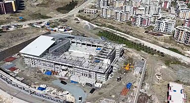 Alazı Mahallesi'nde 1500 kişilik Spor Tesisinde çalışmalar sürüyor