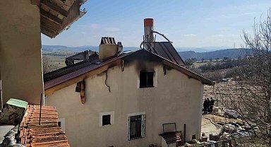 Alevlere çatıdan müdahale etmek isterken yaşamını yitirdi