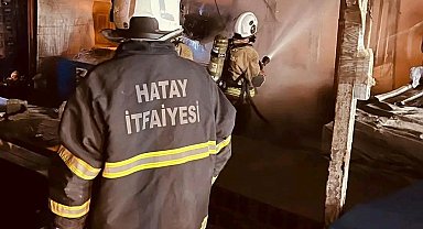 Alevlere teslim olan baraka iş yeri kullanılmaz hale geldi