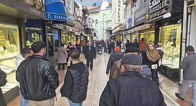 Altına rağbet devam ediyor
