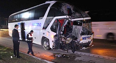 Amasya'da yolcu otobüsü ile tırın çarpıştığı kazada 11 yaralı