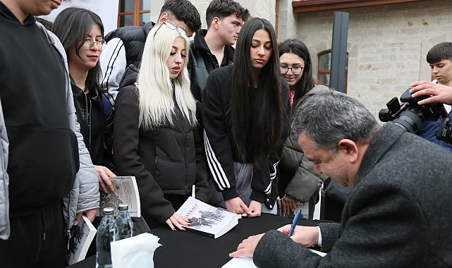 Ankara Keçiören'de Kütüphaneler Haftası'na özel Çanakkale söyleşisi