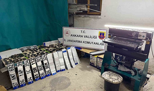 Ankara'da sahte plaka basımı yapan 2 şüpheli gözaltına alındı
