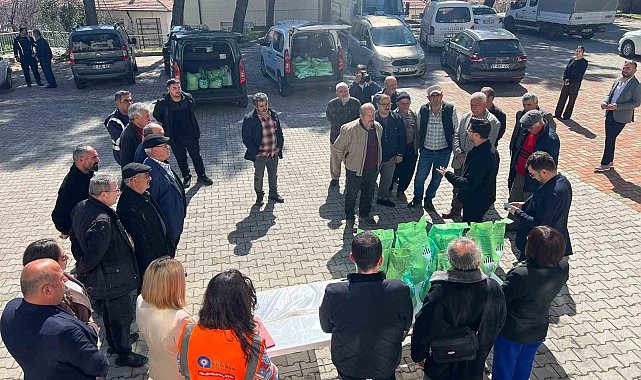 Antalya Büyükşehir Belediyesi'nden üreticilere bordo bulamacı desteği