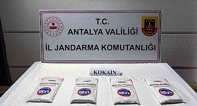 Antalya'da 1 kilo 380 gram kokain ele geçirildi, 2 şüpheli tutuklandı