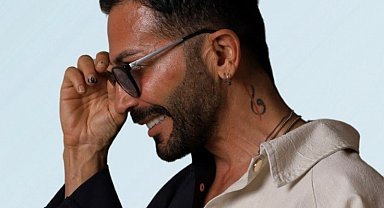 Aşkım Kapışmak'ın "Aşkım'la Kapışmak" gösterisi İzmir'de sahnelenecek