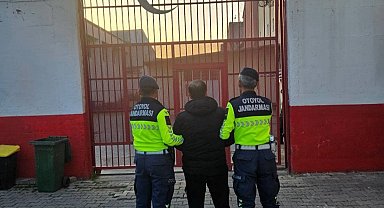 Aydın'da göçmen kaçakçılığı operasyonu: 12 düzensiz göçmen yakalandı