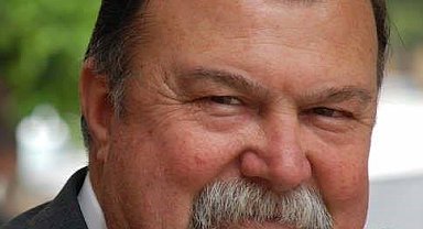 Aydın'ın sevilen köşe yazarı hayatını kaybetti