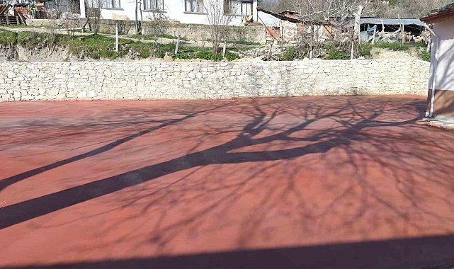 Babadağ Belediyesi çevre düzenleme çalışmalarını sürüyor