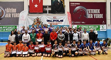 Badminton Yıldızlar Grup Müsabakaları sona erdi