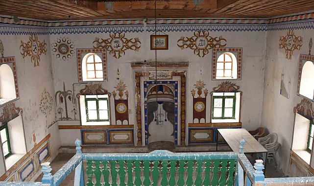 Bahçecik köyü camii restore edilmeyi bekliyor