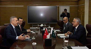 Bakan Fidan, Azerbaycanlı ve Pakistanlı mevkidaşlarıyla görüştü