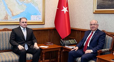 Bakan Güler, Azerbaycan Savunma Sanayii Bakanı Mustafayev ile görüştü