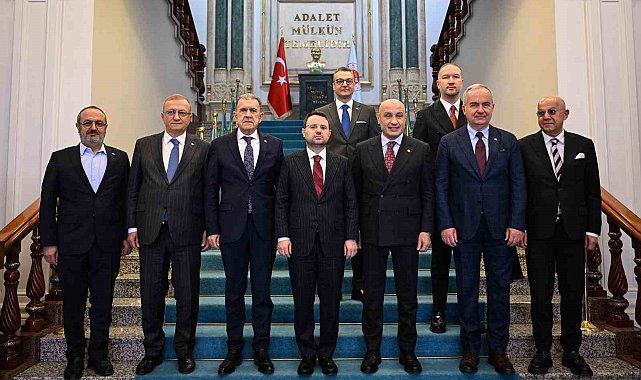 Bakan Gürlek: "10 yılı doldurmayan bir hakim, ticaret mahkemesi başkanı olmayacak"