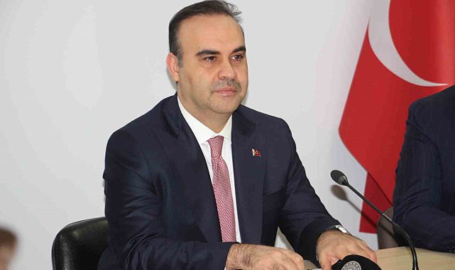 Bakan Kacır: "İhracatımızı 273 milyar dolara çıkardık"